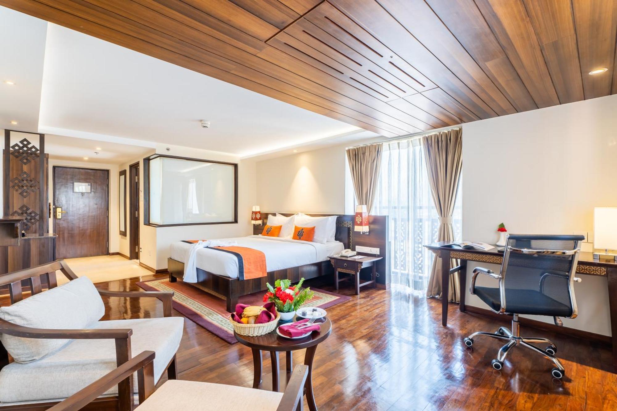 Ramada By Wyndham Kathmandu Dhumbarahi Hotel Kültér fotó