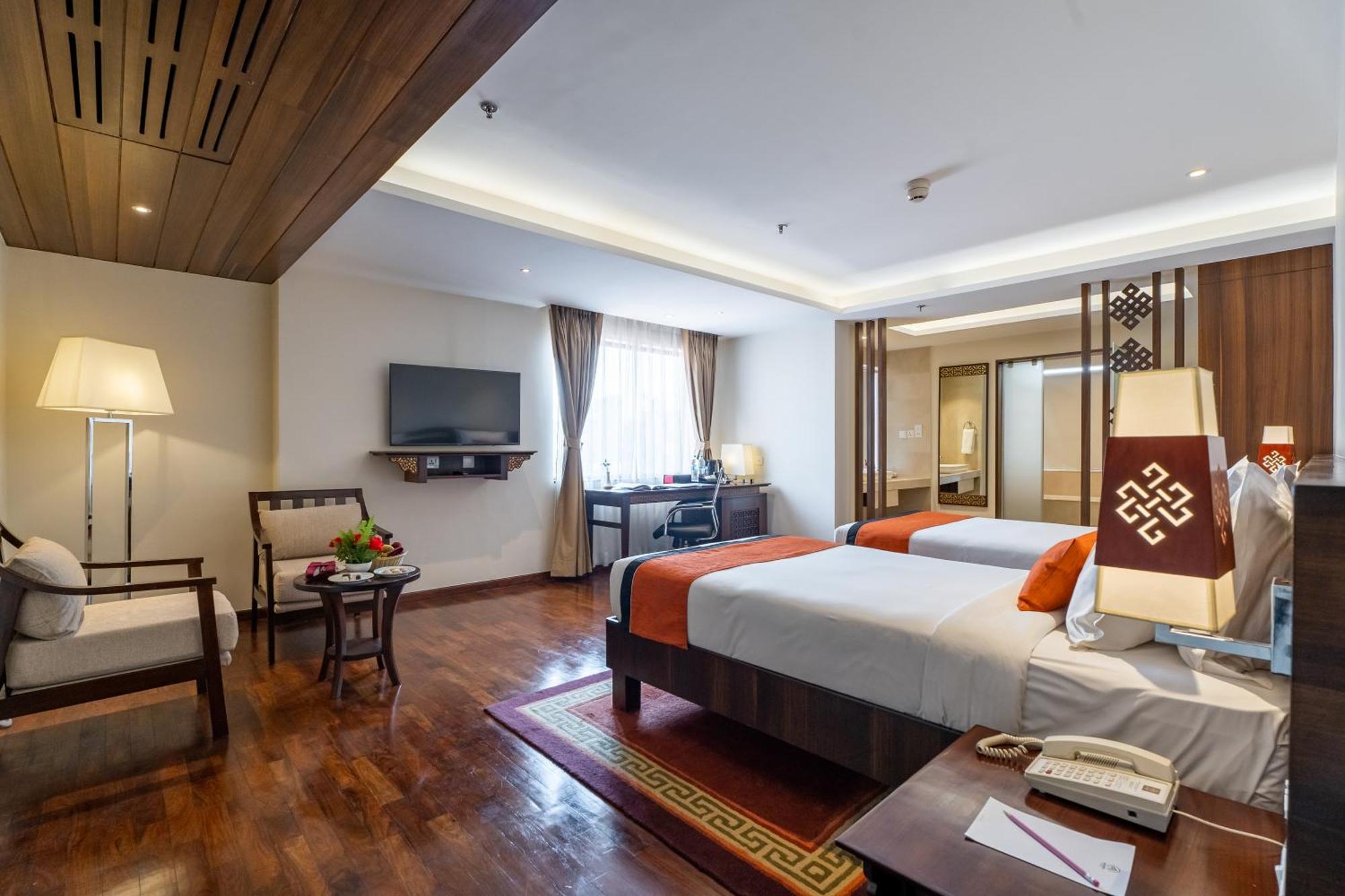 Ramada By Wyndham Kathmandu Dhumbarahi Hotel Kültér fotó