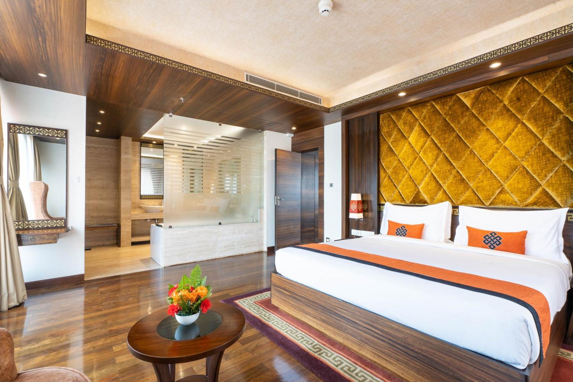 Ramada By Wyndham Kathmandu Dhumbarahi Hotel Kültér fotó