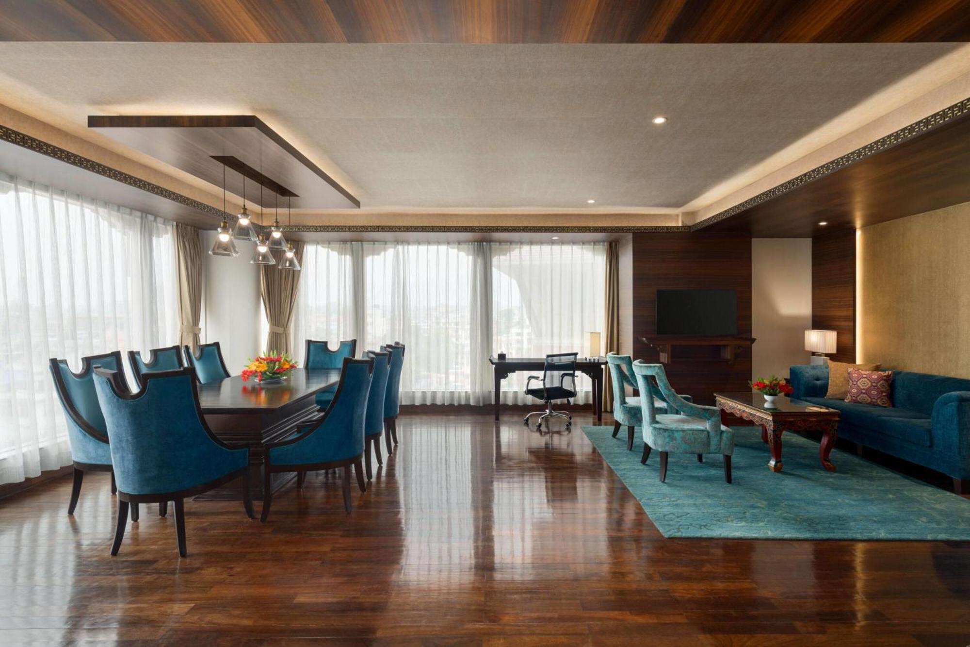 Ramada By Wyndham Kathmandu Dhumbarahi Hotel Kültér fotó