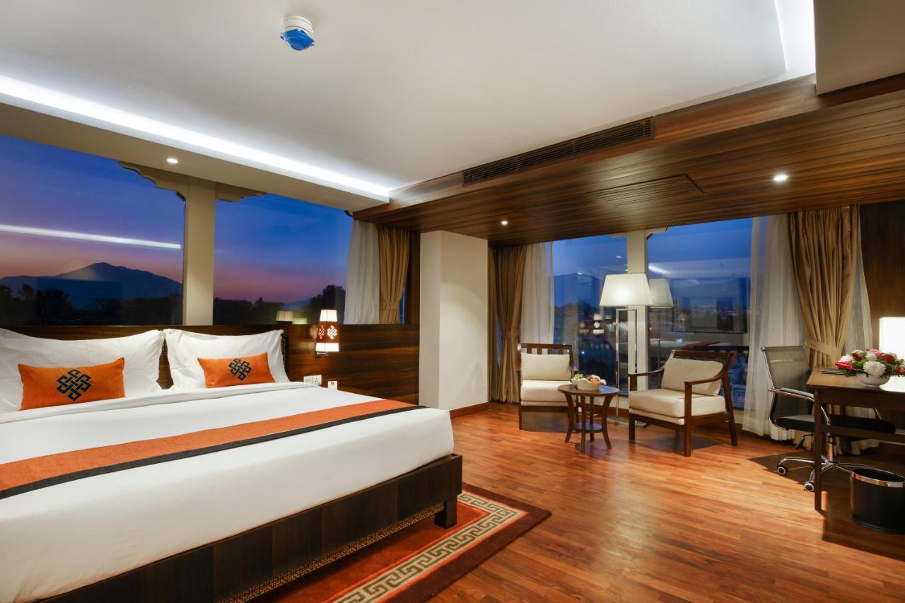 Ramada By Wyndham Kathmandu Dhumbarahi Hotel Kültér fotó